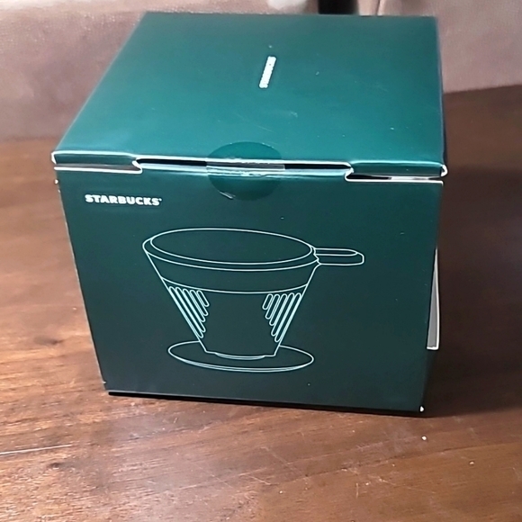 Starbucks Pour Over Set Making Coffee - Picture 2 of 6